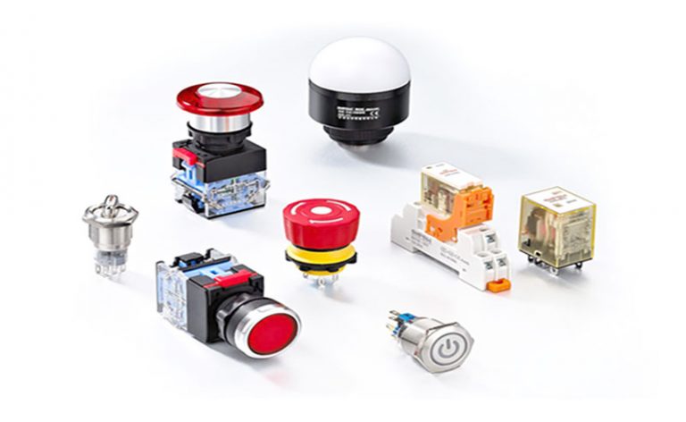 Pulsadores y accesorios